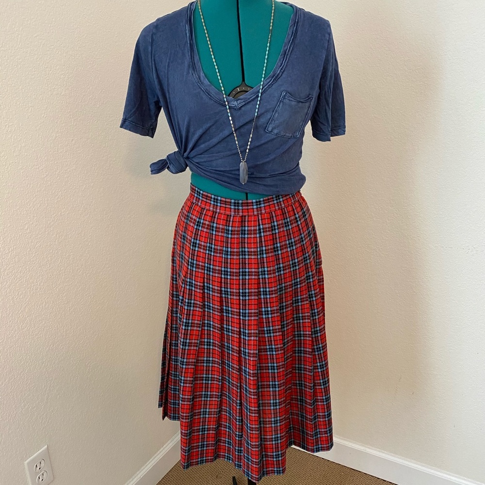 Vintage 1960s Red and Blue Plaid Skirt